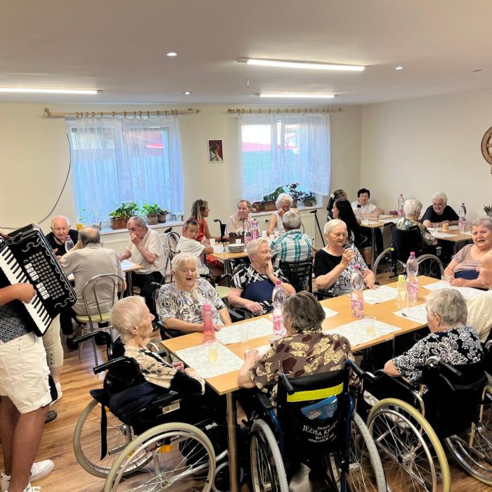 partyia2025_samuel_carny_01